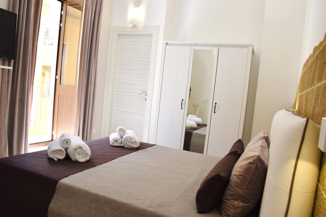 Micca Ospitalita Siciliana Bed & Breakfast Noto Luaran gambar
